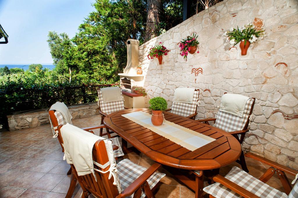 Villa Pefkohori Buitenkant foto