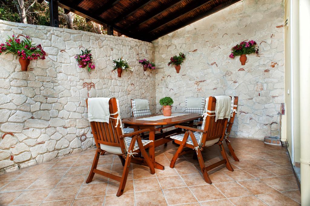 Villa Pefkohori Buitenkant foto